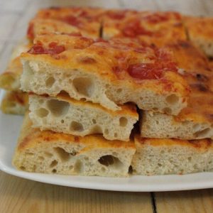 Focaccia de parmesão com alecrim (450 gramas)*