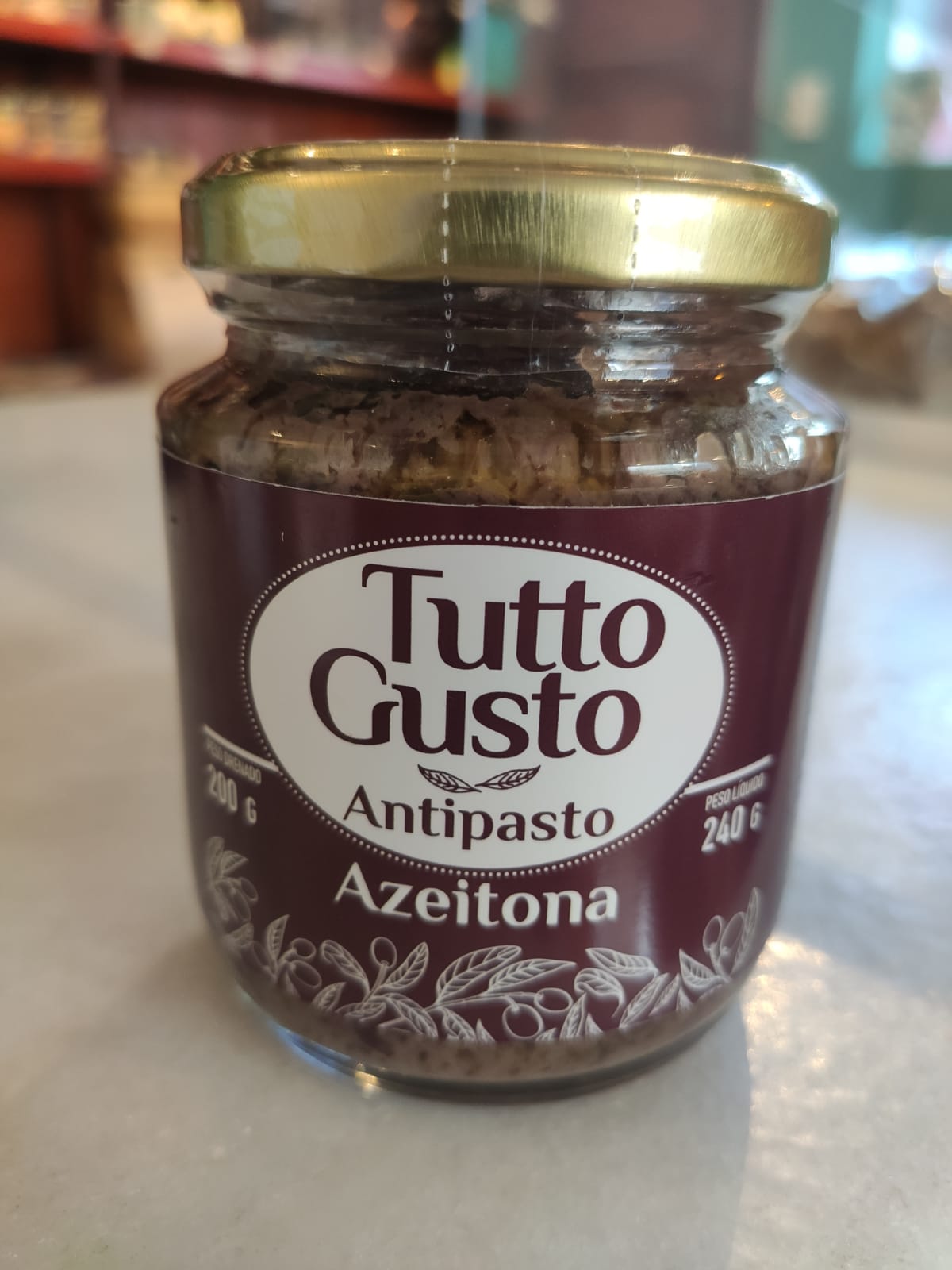 Antipasto de azeitona preta