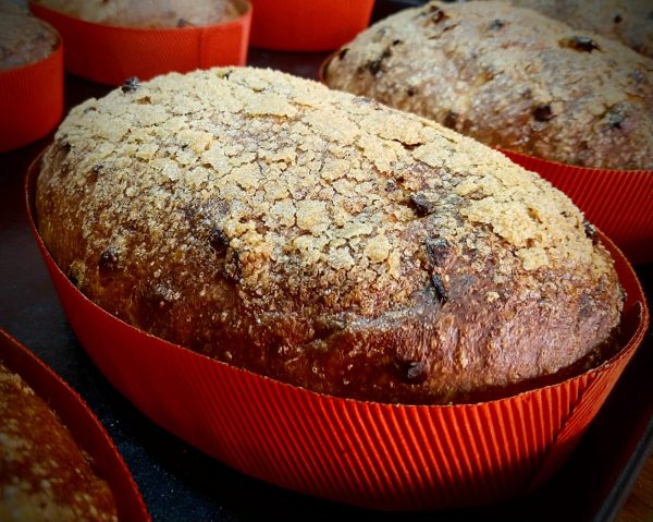 Pandoro com sementes de Papoula  (330 gramas) *, **